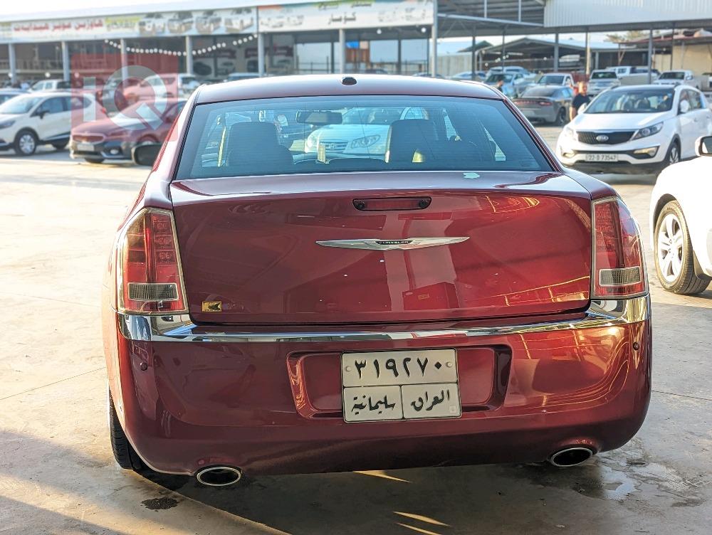 كرايسلر 300